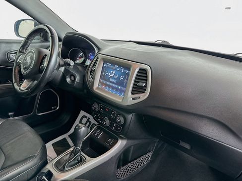 Used 2021 Jeep Compass Latitude w/ Sun and Sound Group FWD image 31