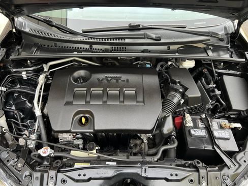 Used 2019 Toyota Corolla LE w/ Carpet Mat Package (TMS) FWD image 20