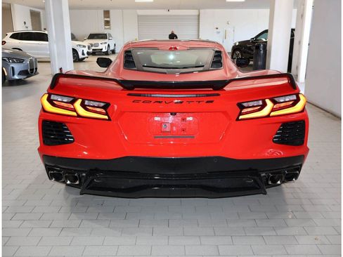 Used 2021 Chevrolet Corvette Stingray Preferred Cpe w/ Z51 Performance Package RWD image 6