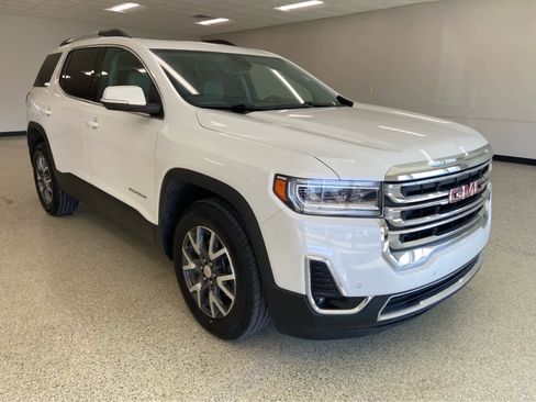 Used 2021 GMC Acadia SLT image 3