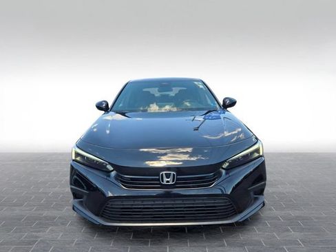 Used 2023 Honda Civic Sport image 2