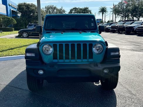 Used 2019 Jeep Wrangler Unlimited Sport S image 2