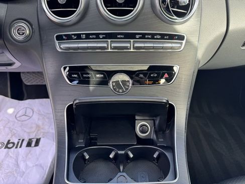 Used 2019 Mercedes-Benz C 300 4MATIC Sedan image 17