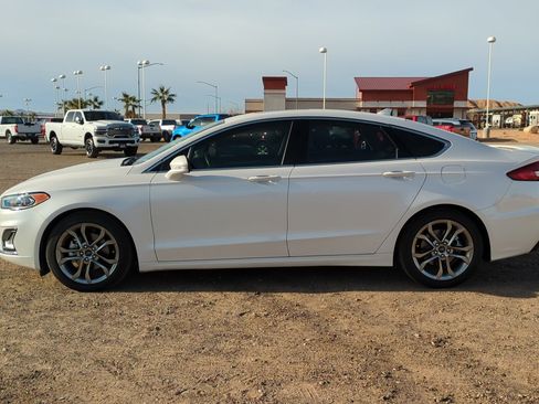Used 2020 Ford Fusion Titanium image 7