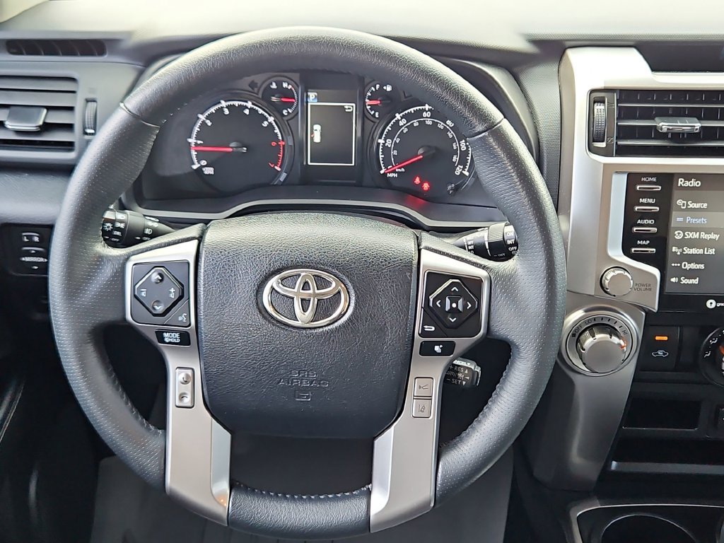 Used 2021 Toyota 4Runner SR5 AWD/4WD image 21