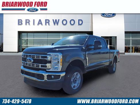 New 2026 Ford F250 XLT w/ FX4 Off-Road Package image 1