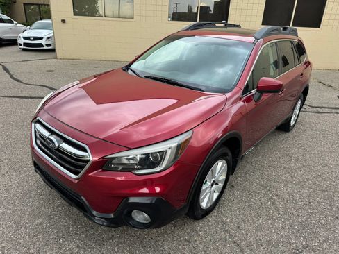 Used 2018 Subaru Outback 2.5i Premium AWD/4WD image 14