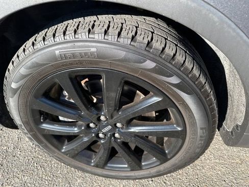 Used 2021 Lincoln Nautilus Reserve w/ Monochromatic Package image 11