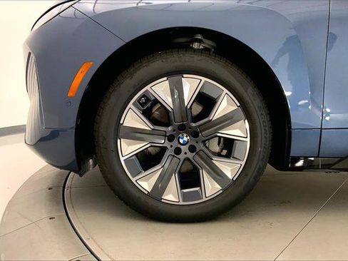 New 2026 BMW iX xDrive45 w/ Executive Package image 8