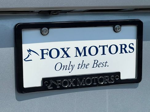 Used 2025 Toyota Sienna XLE FWD image 40
