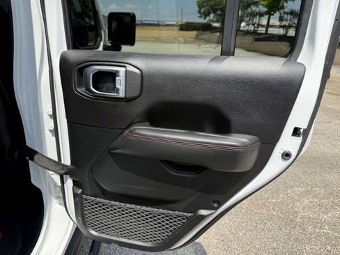 Used 2020 Jeep Gladiator Rubicon AWD/4WD image 36