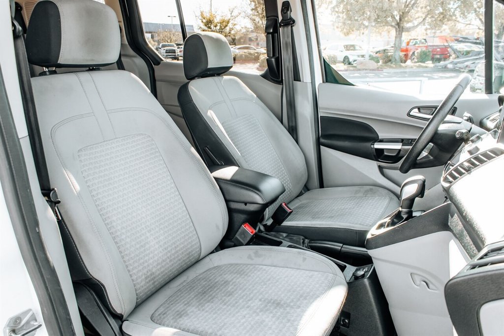 Used 2022 Ford Transit Connect XLT FWD image 30