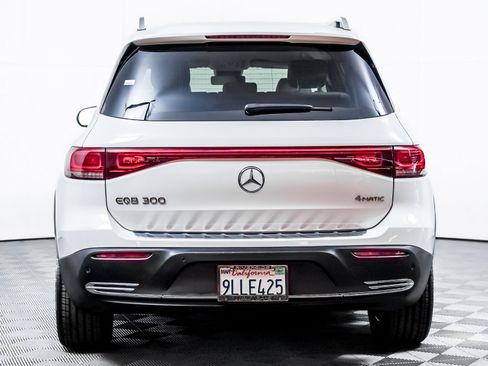 Certified 2023 Mercedes-Benz EQB 300 4MATIC image 10