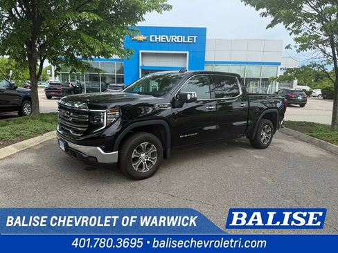 Certified 2025 GMC Sierra 1500 SLT AWD/4WD image 1