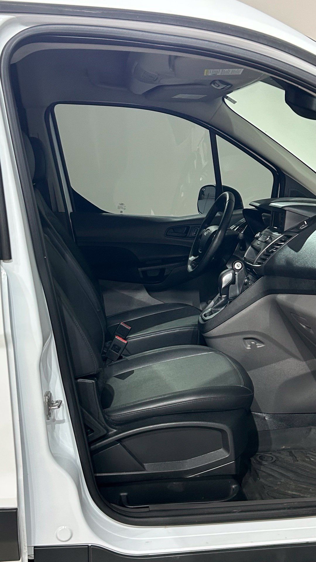 Used 2019 Ford Transit Connect XL FWD image 42