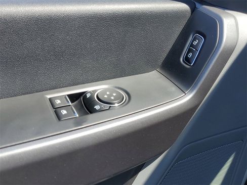 Used 2025 Ford F250 XL w/ STX Appearance Package image 9