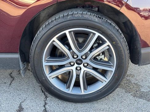 Used 2024 Ford Edge Titanium w/ Equipment Group 301A image 7