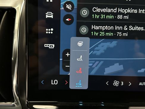 Used 2025 Ford Expedition Platinum AWD/4WD image 42