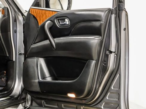 Used 2018 INFINITI QX80 2WD w/ Driver Assistance Package image 38