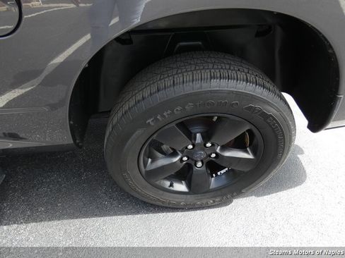 Used 2016 RAM 1500 Express AWD/4WD image 22
