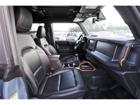 Certified 2024 Ford Bronco Badlands w/ Sasquatch Package AWD/4WD image 26