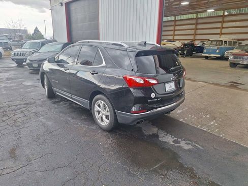 Used 2019 Chevrolet Equinox LT w/ Sun & Navigation Package AWD/4WD image 6