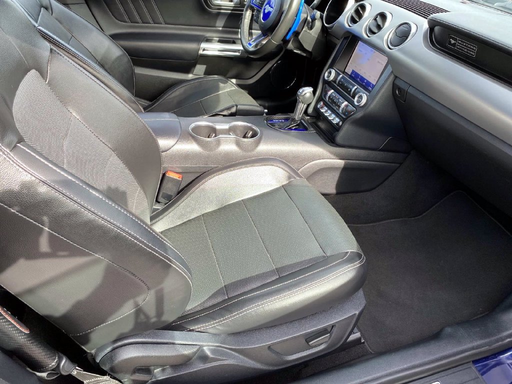 Used 2020 Ford Mustang Premium RWD image 23