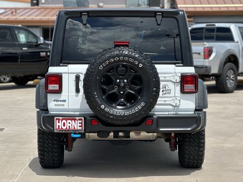 Used 2023 Jeep Wrangler Unlimited image 4