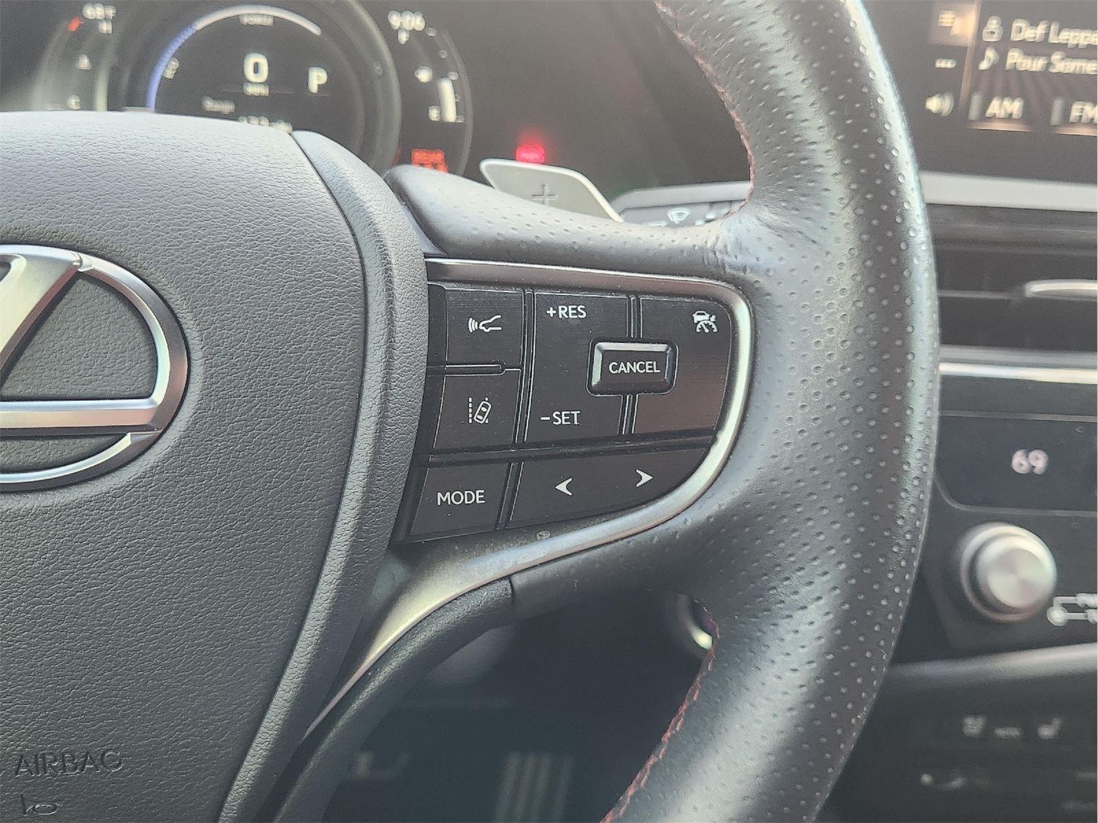 Used 2022 Lexus ES 300h F Sport w/ Accessory Package 2 FWD image 30