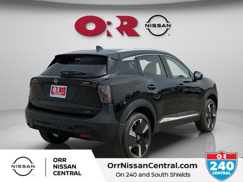 New 2026 Nissan Kicks SR FWD image 5
