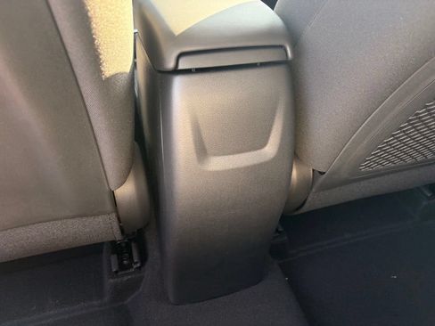 New 2026 Hyundai Venue SE FWD image 28