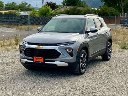 New 2026 Chevrolet TrailBlazer LT w/ LT Cold Weather Package image 1