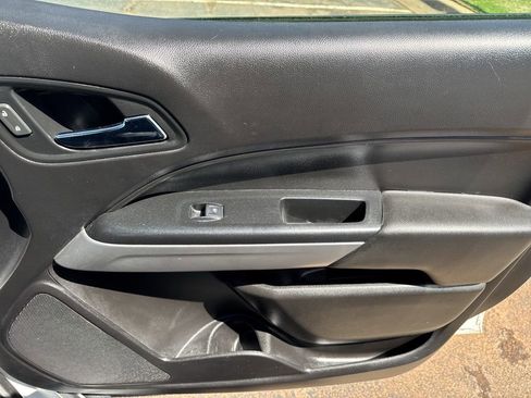 Used 2018 Chevrolet Colorado ZR2 w/ ZR2 Dusk Special Edition image 32