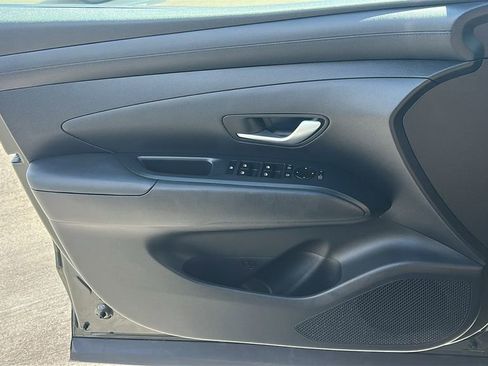 Used 2025 Hyundai Santa Cruz SE FWD image 19