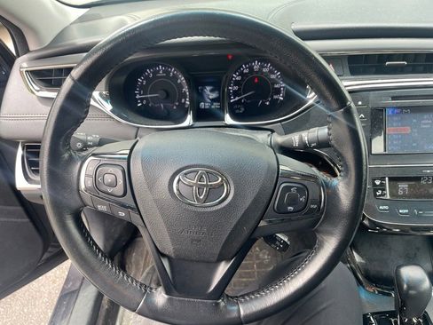 Used 2014 Toyota Avalon XLE Premium FWD image 4