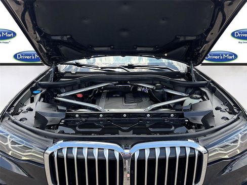 Used 2021 BMW X7 xDrive40i AWD/4WD image 32