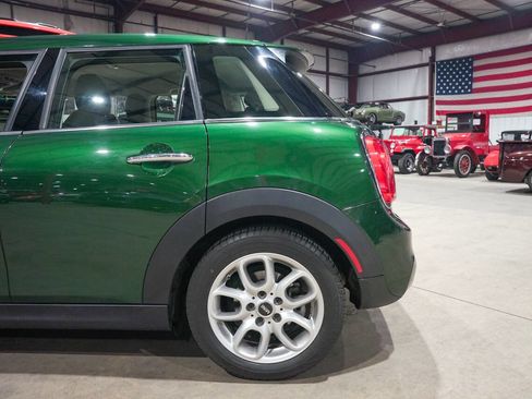 Used 2015 MINI Cooper S image 5