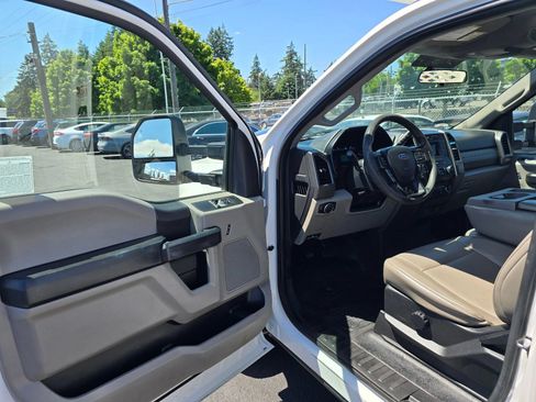 Used 2019 Ford F350 XL w/ Power Equipment Group RWD image 17