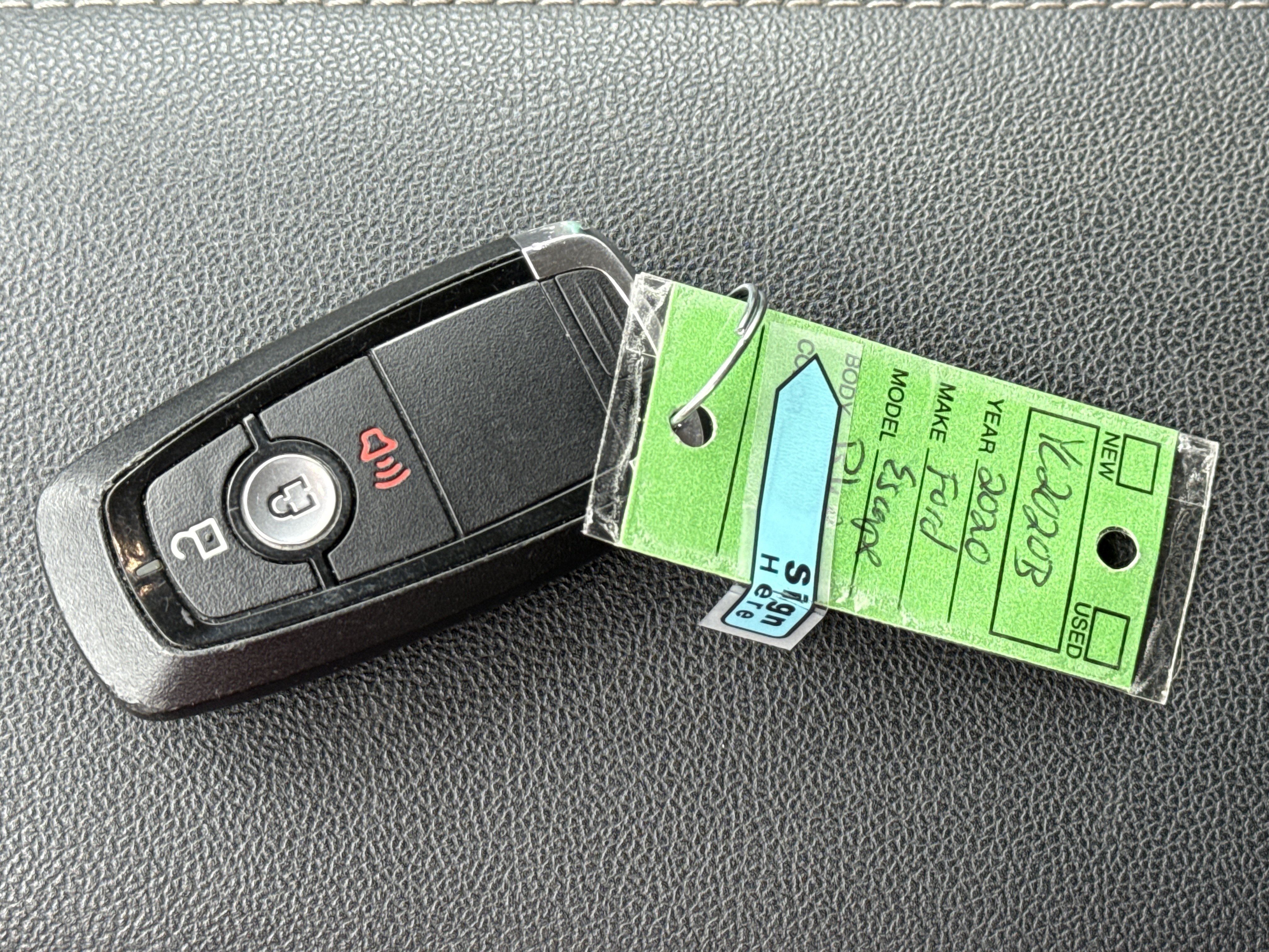 Used 2020 Ford Escape SE AWD/4WD image 26