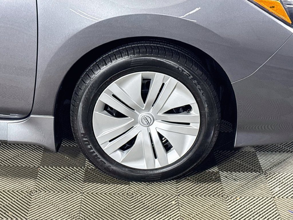 Used 2025 Nissan Leaf S FWD image 22