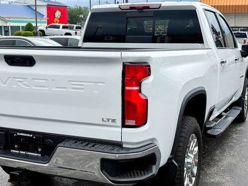 Used 2026 Chevrolet Silverado 2500 LTZ w/ LTZ Premium Package AWD/4WD image 19