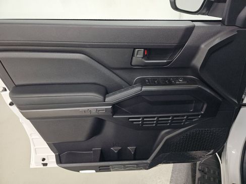 Used 2025 Toyota 4Runner TRD Sport Premium image 10