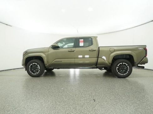 New 2026 Toyota Tacoma TRD Sport image 19
