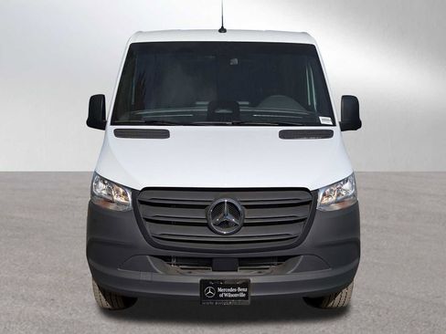Used 2025 Mercedes-Benz Sprinter 2500 image 8