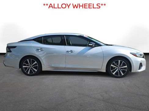 Used 2023 Nissan Maxima SV w/ Floor Mat Group image 6