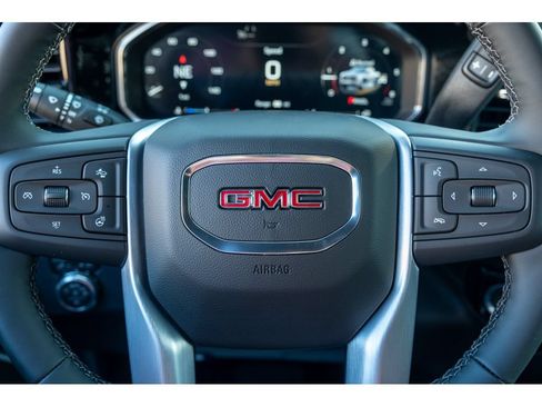 New 2026 GMC Sierra 1500 Elevation AWD/4WD image 17