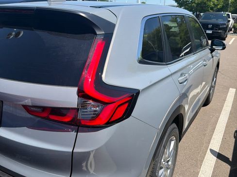 Used 2026 Honda CR-V EX image 6