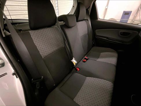 Used 2016 Toyota Yaris LE image 26