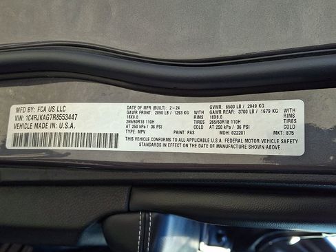 Used 2024 Jeep Grand Cherokee L Laredo AWD/4WD image 28