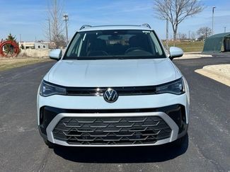 New 2026 Volkswagen Taos SE AWD/4WD video 2